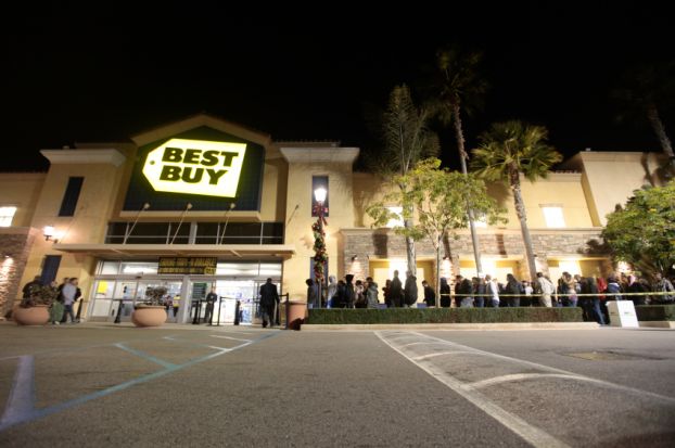 Shoppers lined up for Black Friday sales at Best Buy